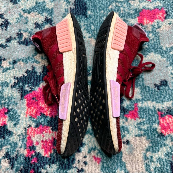 Adidas NMD R1 Low-Top Sneakers in Burgundy - Picture 7 of 14